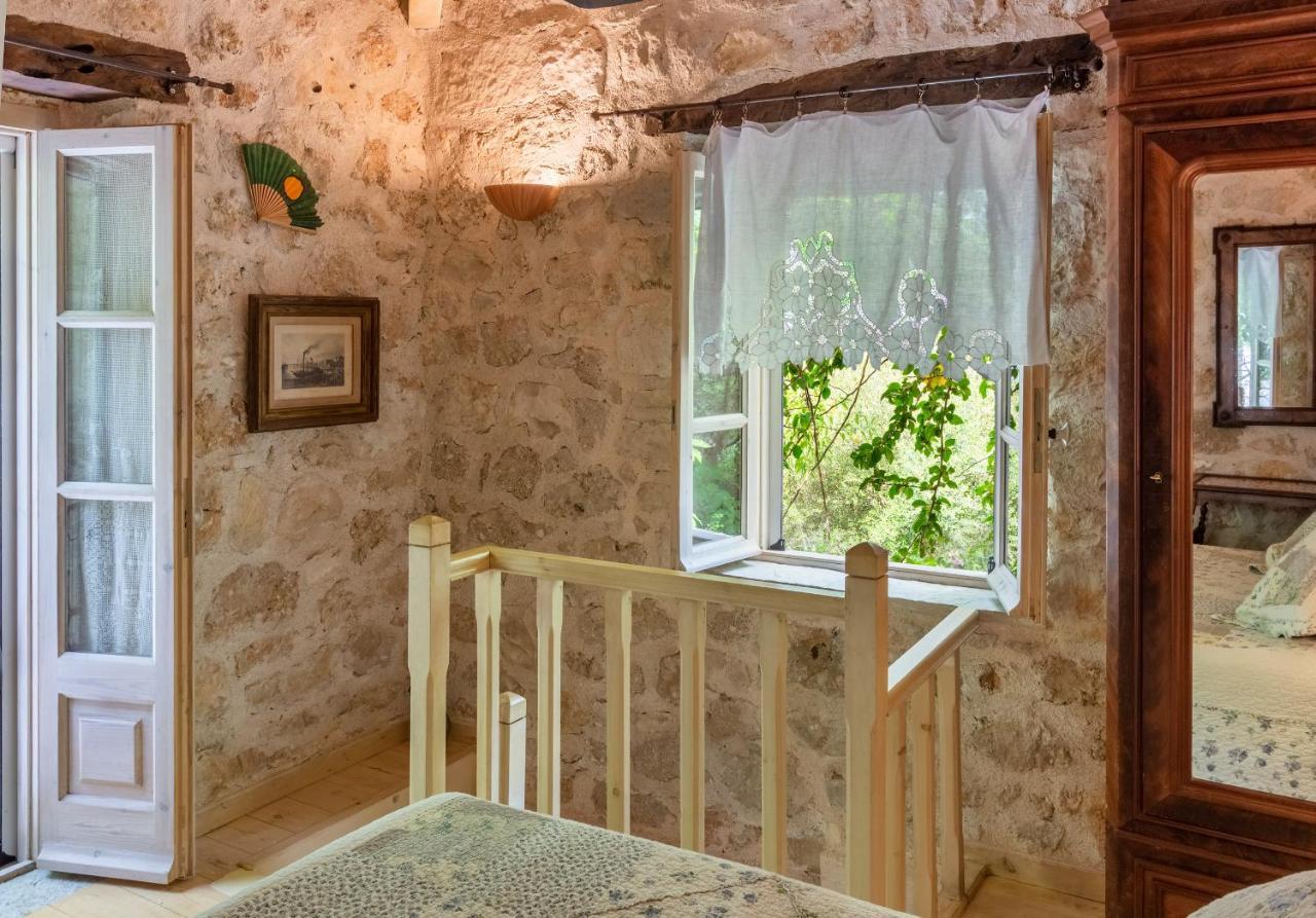 Pavezzo Country Retreat Aparthotel Katouna Exterior photo