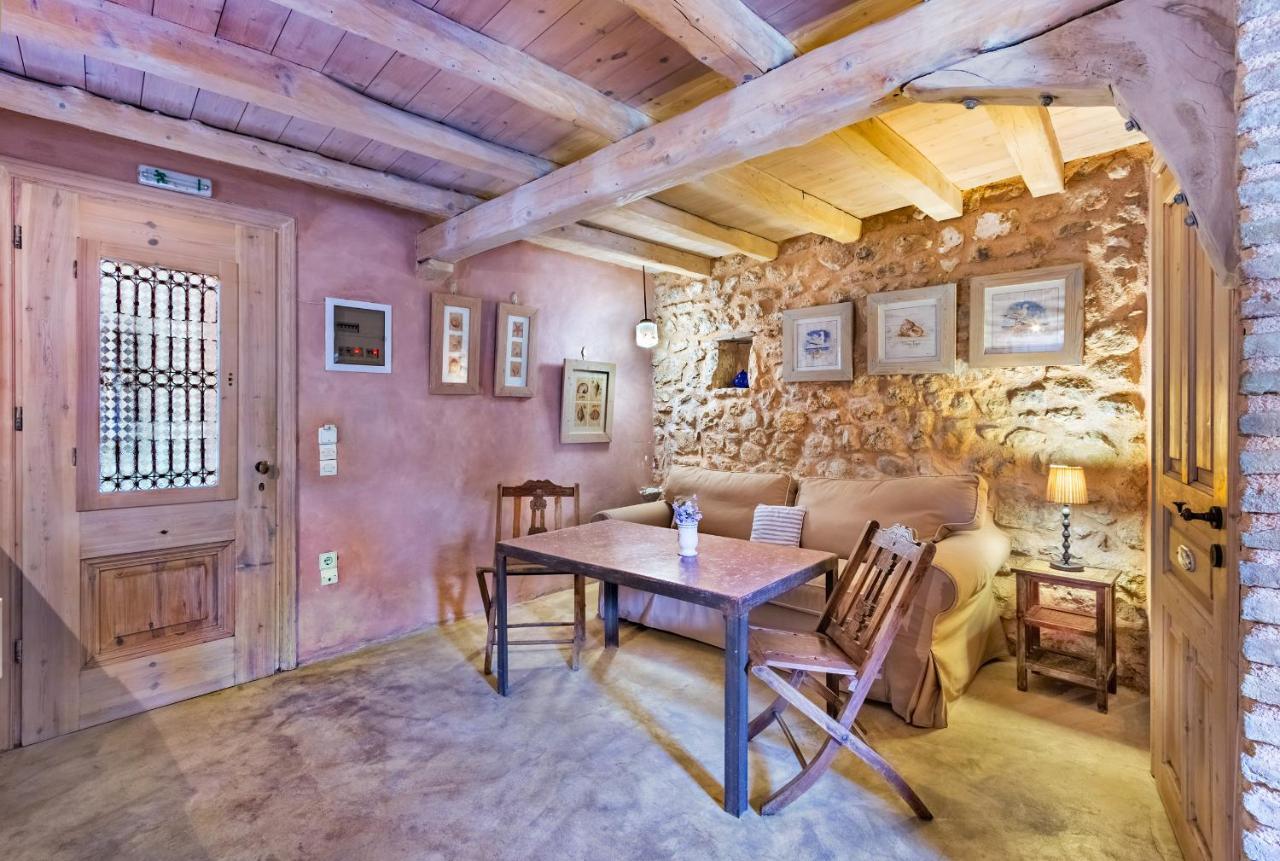 Pavezzo Country Retreat Aparthotel Katouna Exterior photo